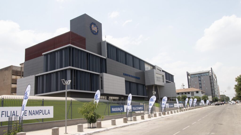 Filial do Banco de Moçambique em Nampula: nove anos de construção marcada  por um processo judicial - O País - A verdade como notícia